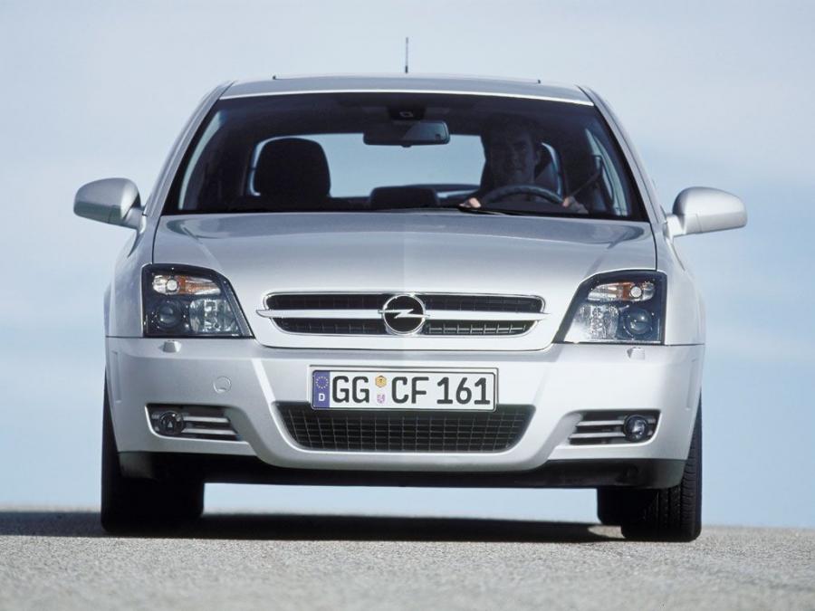  Opel Vectra GTS 2002 года  (фото 8 из 28)